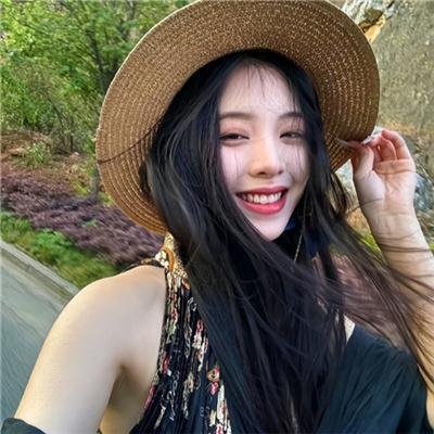 蒙面纱的男子
